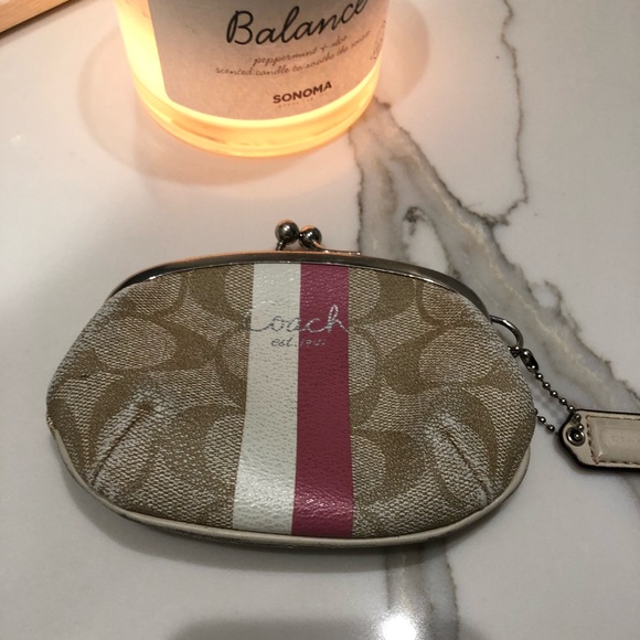 Coach Handbags - 💐Coach Coin Purse💐